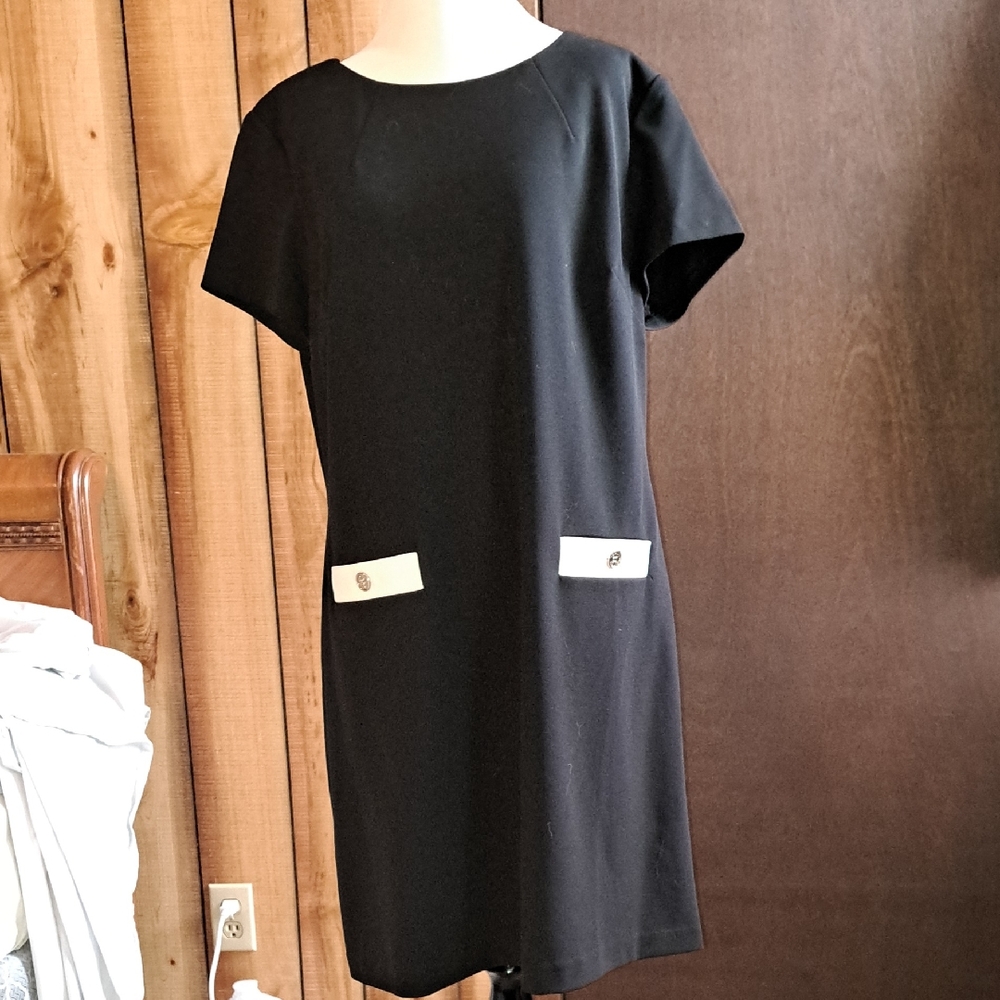 Tommy Hilfiger size 14 Elegant Black Dress with White Accents